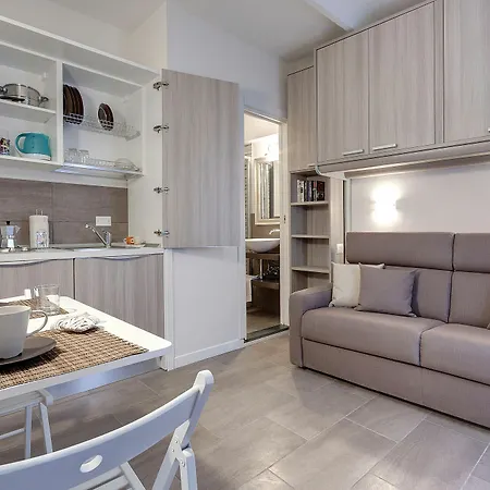 Risveglio In Piazza Santa Croce Apartment