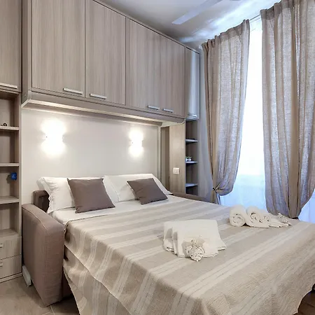Risveglio In Piazza Santa Croce Apartman