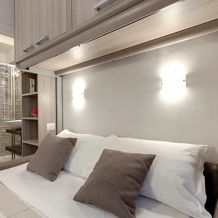 Risveglio In Piazza Santa Croce Apartman